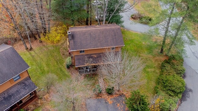 112 Wickham Square in Boone, NC - Building Photo - Building Photo