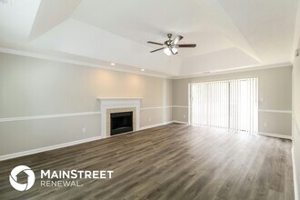 5161 Salem Dr in Stone Mountain, GA - Building Photo - Building Photo