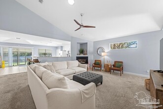 1344 Greenvista Ln, Unit OMR in Gulf Breeze, FL - Building Photo - Building Photo