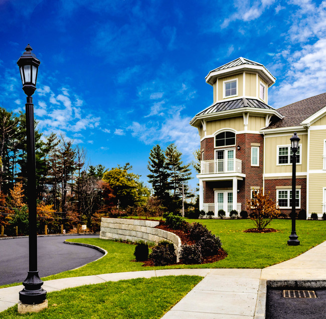 The Residences at Simonds Park in Burlington, MA - Building Photo - Building Photo