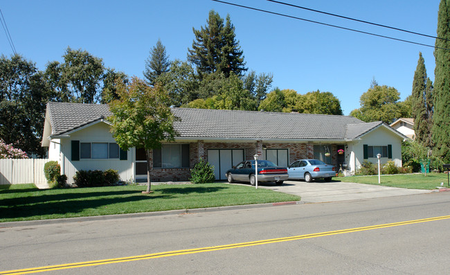 47 Ursuline Rd in Santa Rosa, CA - Building Photo - Building Photo