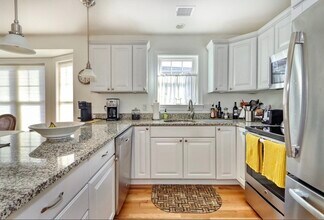 32 Lagrange St in Boston, MA - Building Photo - Building Photo