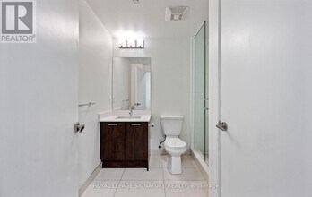 20-320 Bruyeres Mews in Toronto, ON - Building Photo - Building Photo
