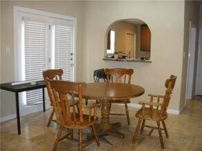 505 Bellevue Pl in Austin, TX - Building Photo - Building Photo