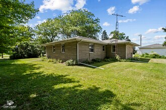 29221 Wilton Rd in Manhattan, IL - Building Photo - Building Photo