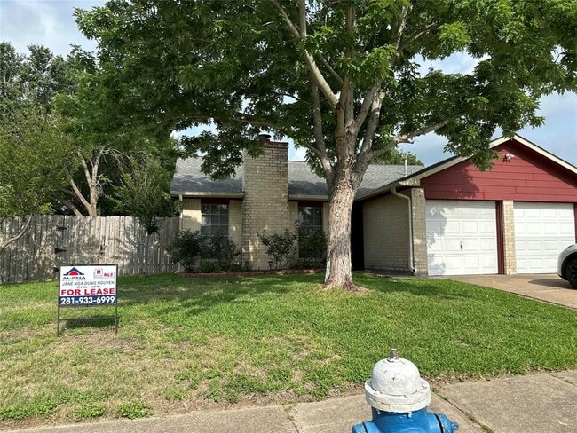 property at 6914 La Violetta Dr