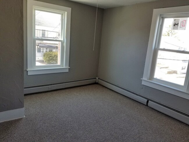 189 Standish Ave in Plymouth, MA - Building Photo - Building Photo