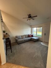 6118 Seven Springs Dr in Asbury, IA - Building Photo - Building Photo