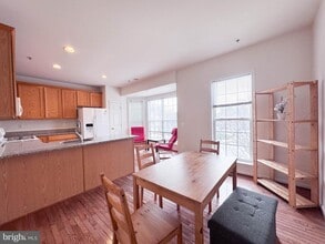 1682 White Oak Vista Dr in Silver Spring, MD - Building Photo - Building Photo