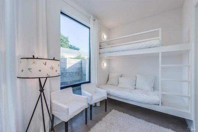 property at 679 Dowdell Ln