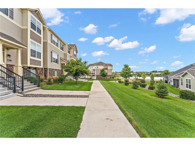 8277 Norwood Ln N in Maple Grove, MN - Building Photo - Building Photo