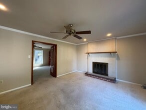 902 Kirby Dr in West Chester, PA - Building Photo - Building Photo
