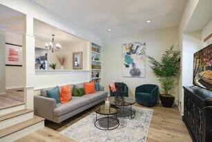 841 E Oltorf St in Austin, TX - Building Photo