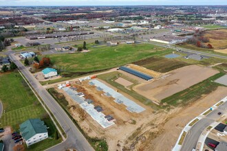 201S-203N Camelot Ln in Rice Lake, WI - Building Photo - Building Photo