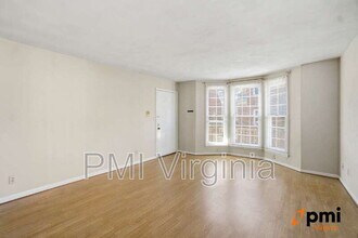 1210 Stockley Gardens in Norfolk, VA - Building Photo - Building Photo