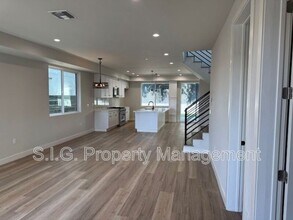 10754 Nassau Ave in Los Angeles, CA - Building Photo - Building Photo