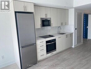 2545 Simcoe St N in Oshawa, ON - Building Photo - Building Photo