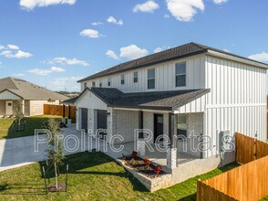 106 Logan Ct in Copperas Cove, TX - Building Photo - Building Photo