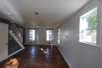 633 Whitney Blvd in Belvidere, IL - Building Photo - Building Photo