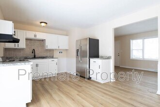 11313 Donnelly Ave in Kansas City, MO - Building Photo - Building Photo