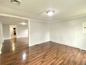 17 Florence St in Auburn, NY - Building Photo - Building Photo