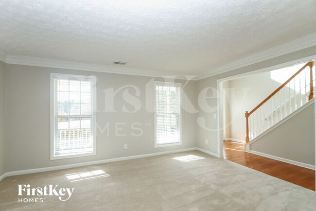 304 Hickory Creek Ln in Acworth, GA - Building Photo - Building Photo