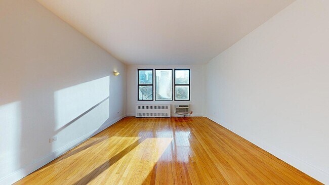 East 26th Street, Unit 6C in New York, NY - Building Photo - Building Photo