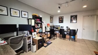 2118 Oakdale St in Houston, TX - Building Photo