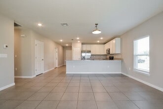 803 Savona Pl in Kissimmee, FL - Foto de edificio - Building Photo