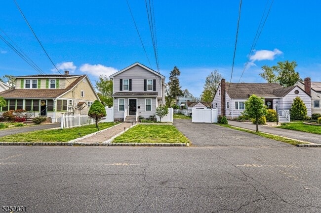 234 N Jackson Ave in North Plainfield, NJ - Building Photo - Building Photo