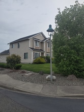 17602 108th St Ct E in Bonney Lake, WA - Building Photo - Building Photo