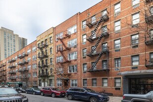 521 E 88th St in New York, NY - Building Photo