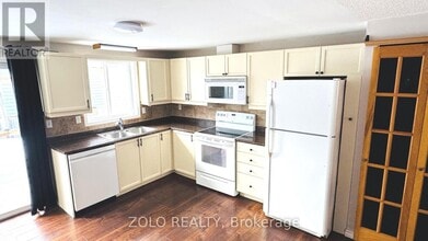 21 Columbia Rd in Barrie, ON - Building Photo - Building Photo