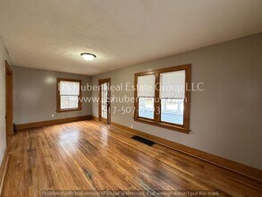 1722 New York Ave in Lansing, MI - Building Photo - Building Photo