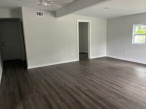 1420 E 57th St in Savannah, GA - Building Photo - Building Photo
