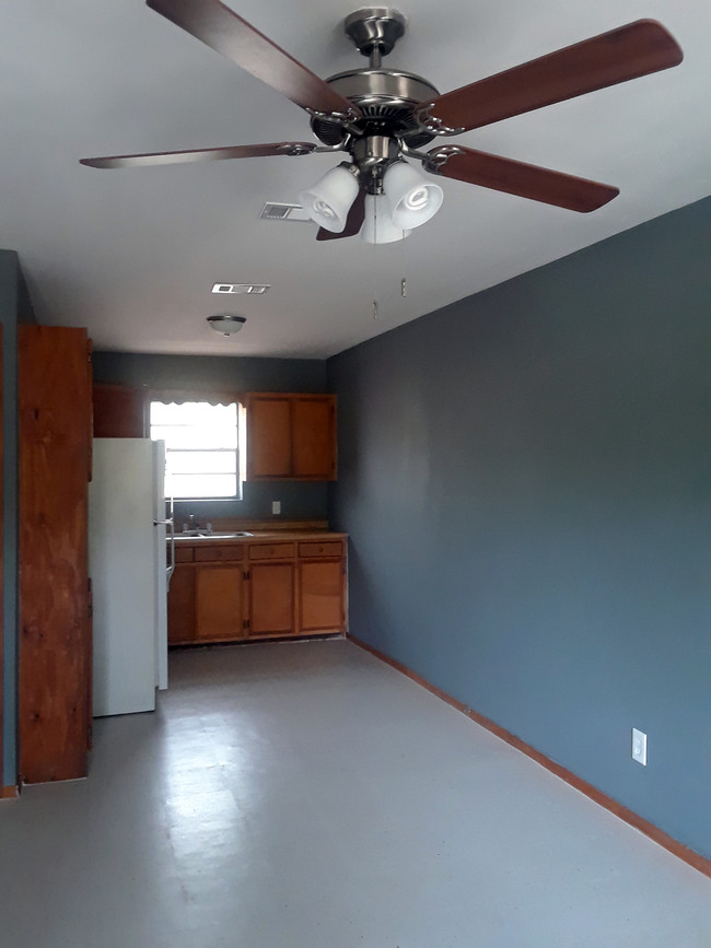 Jackson Street Apartments in Brownsville, TX - Building Photo - Interior Photo