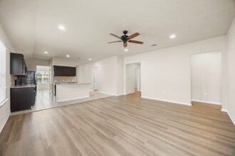 5816 Roderick Dr in Austin, TX - Building Photo - Building Photo