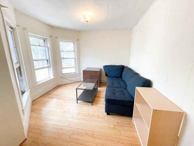 property at 312 Farm St