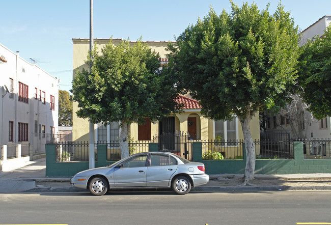 1438 S Bronson Ave in Los Angeles, CA - Building Photo - Building Photo