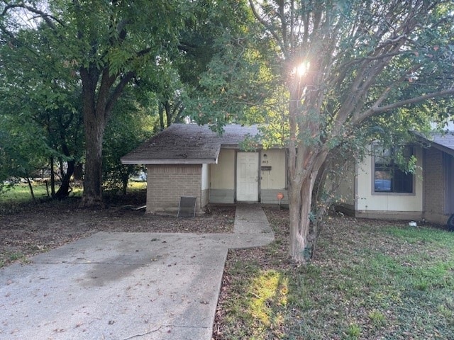 property at 1017 12th St SE