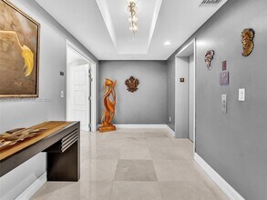 3535 S Ocean Dr in Hollywood, FL - Foto de edificio - Building Photo