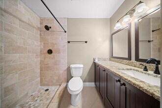 2319 Tamarind Dr in Fort Pierce, FL - Building Photo - Building Photo