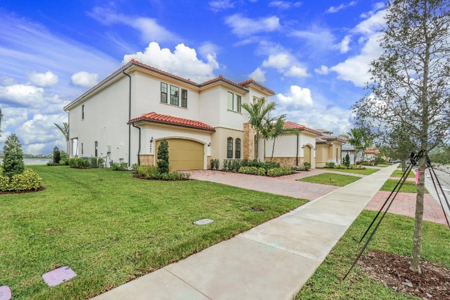 8660 W Parkland Bay Trl in Coral Springs, FL - Building Photo - Building Photo