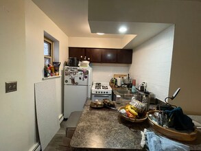 535 W Briar Pl in Chicago, IL - Foto de edificio - Building Photo