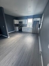 116 E Ridge St in Coaldale, PA - Foto de edificio - Building Photo