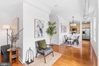 712 N 2nd St in Philadelphia, PA - Building Photo - Building Photo