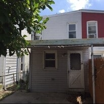 1150 Nottingham Way in Trenton, NJ - Building Photo