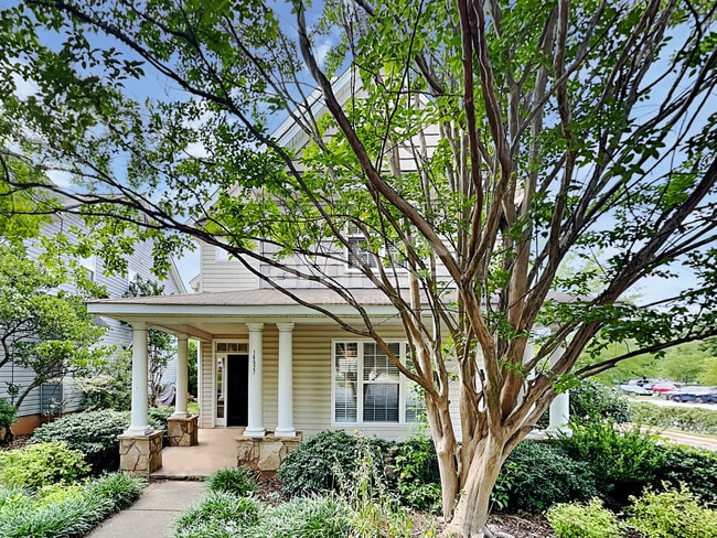 property at 16527 Ambassador Park Dr