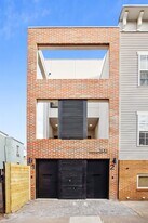300 Halladay St in Jersey City, NJ - Building Photo