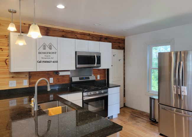 840 Detroit St in Sheboygan Falls, WI - Building Photo - Building Photo